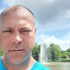 Meet your Posher, Joshua